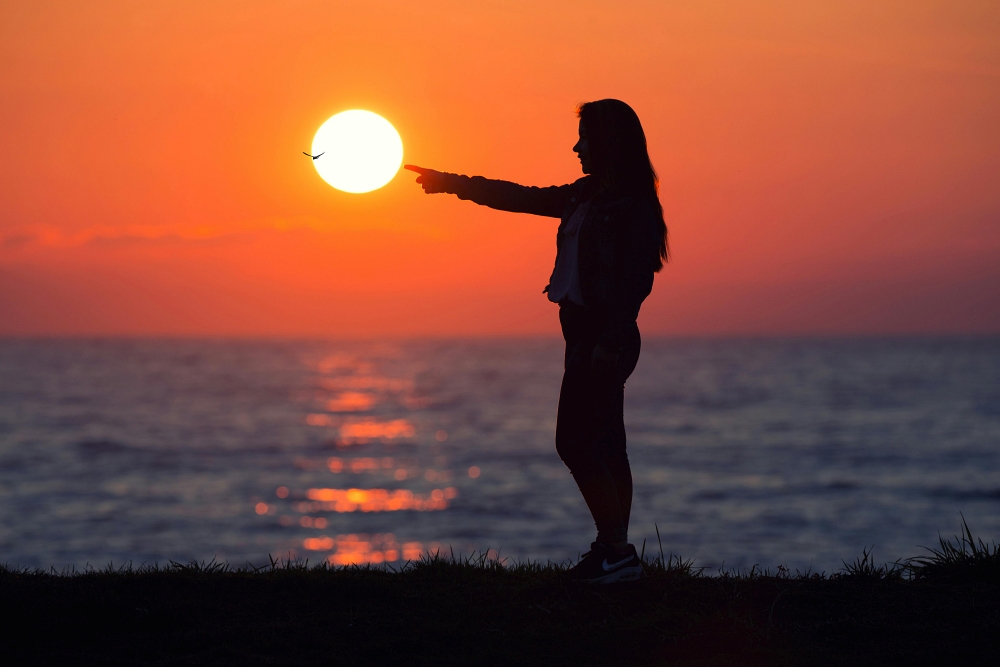 太陽と女性